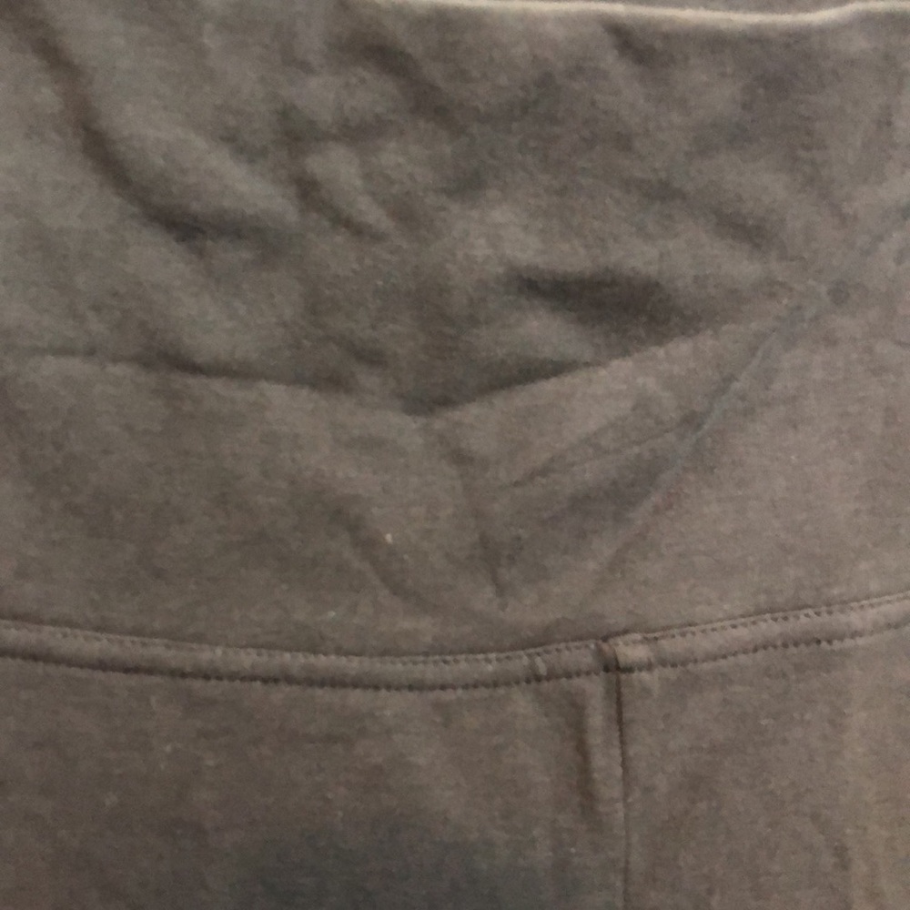 Yoga Pants - Picture 3 of 4